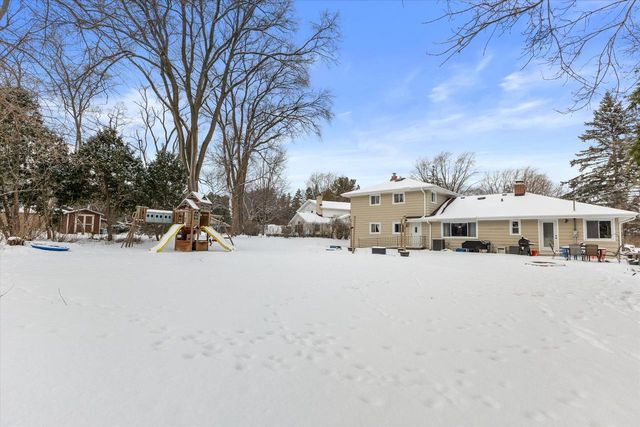 12135 W Luther AVENUE, Hales Corners, WI 53130