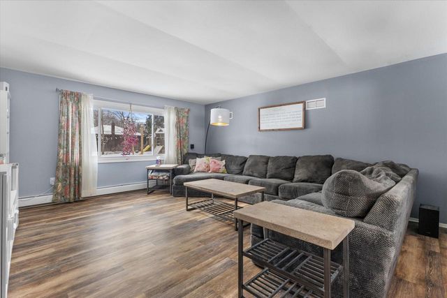 12135 W Luther AVENUE, Hales Corners, WI 53130