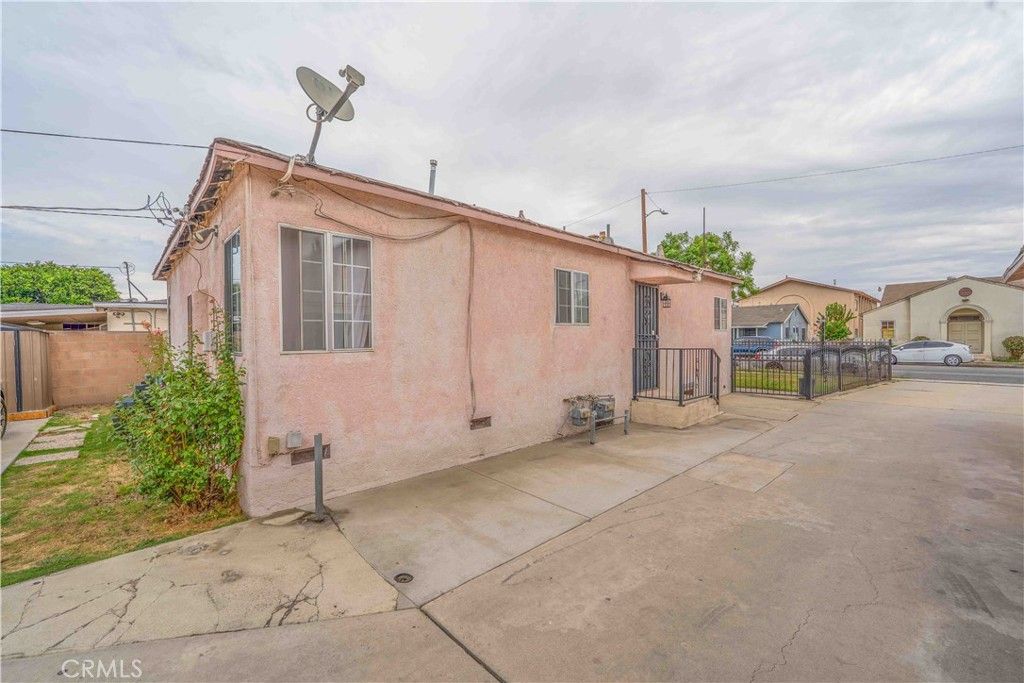 6631 El Selinda Avenue, Bell Gardens, CA 90201 — photo 4