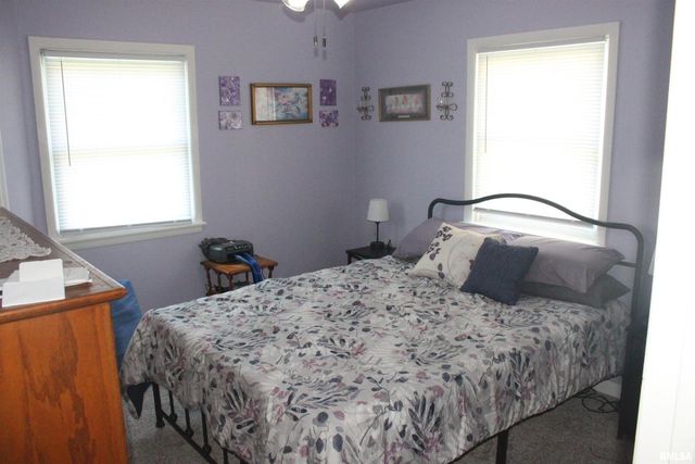 1119 N Thornwood Ave Avenue, Davenport, IA 52804