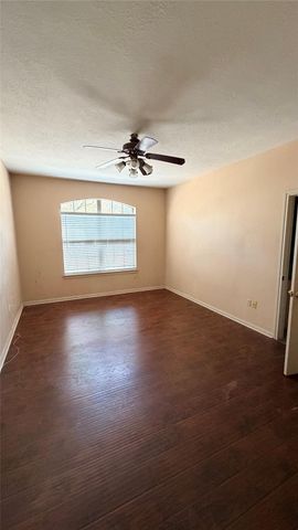 3716 E Ashford Villa Lane, Houston, TX 77082