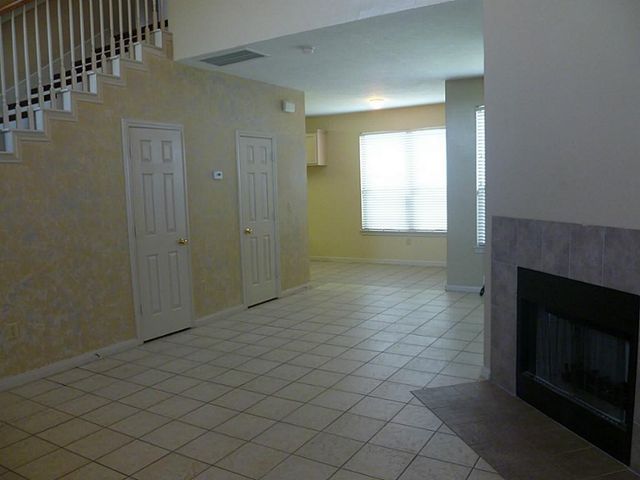 3716 E Ashford Villa Lane, Houston, TX 77082