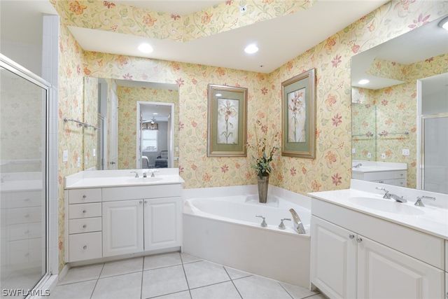 410 Flagship DR 603, Naples, FL 34108