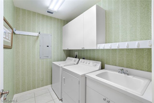 410 Flagship DR 603, Naples, FL 34108