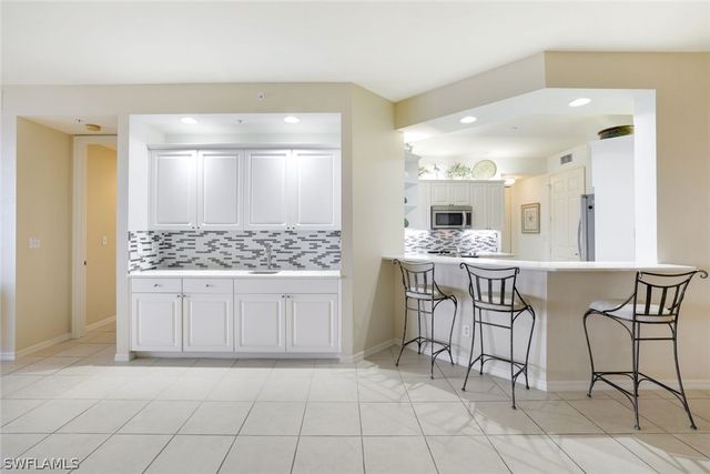 410 Flagship DR 603, Naples, FL 34108