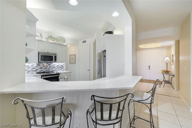 410 Flagship DR 603, Naples, FL 34108