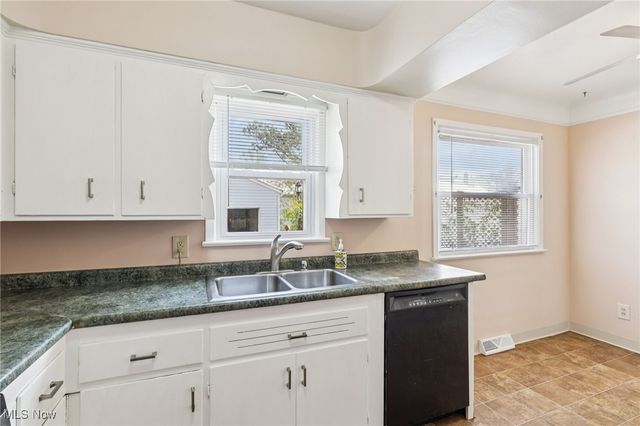 5353 E 129th Street, Garfield Heights, OH 44125