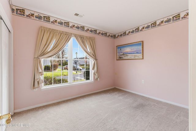 80 Nightingale Drive, Hamilton, NJ 08330