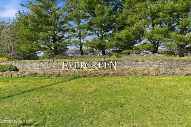 80 Nightingale Drive, Hamilton, NJ 08330