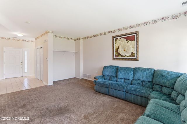 80 Nightingale Drive, Hamilton, NJ 08330