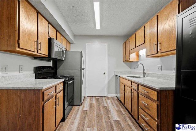 1040-1046 Patrick Drive, Florence, SC 29501