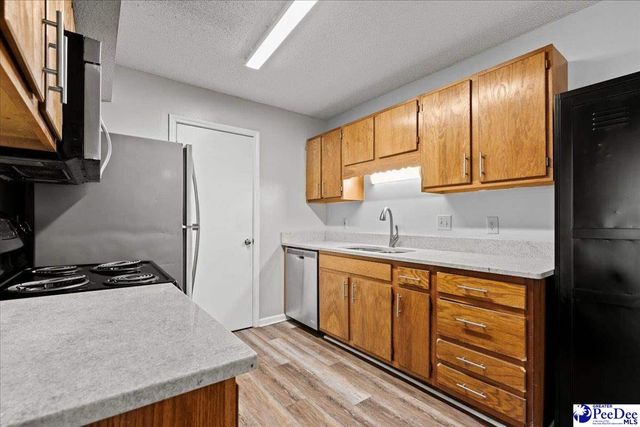 1040-1046 Patrick Drive, Florence, SC 29501