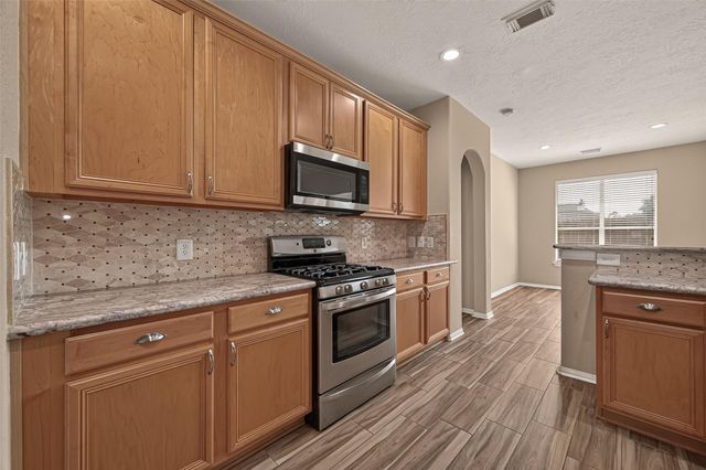 7019 Fountain Lilly Drive, Humble, TX 77346