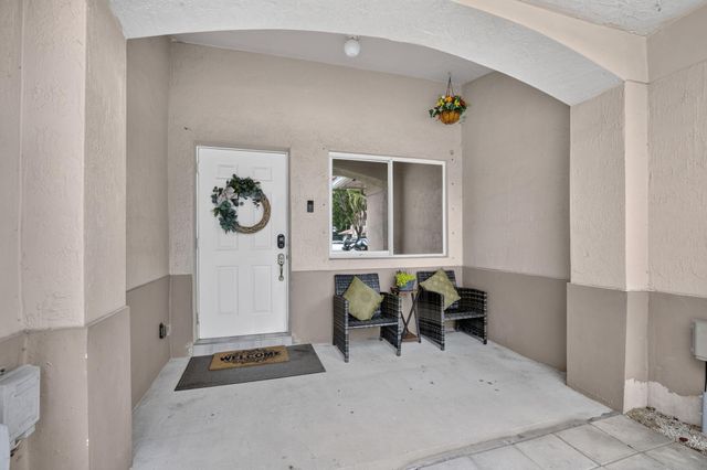 4950 PALM GARDEN Lane, Davie, FL 33314