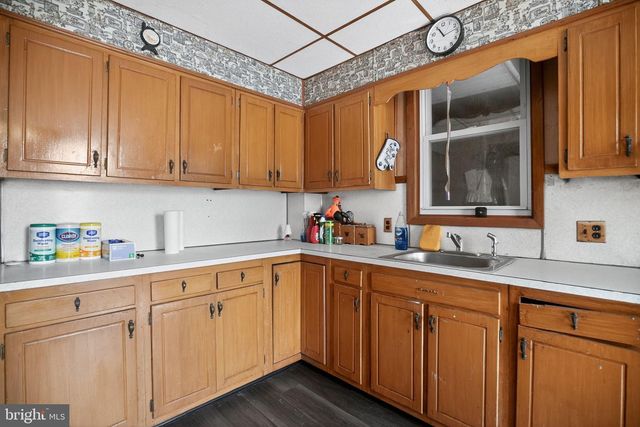 232 E 6TH AVE, Conshohocken, PA 19428