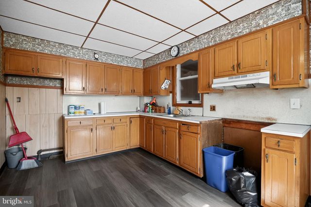 232 E 6TH AVE, Conshohocken, PA 19428