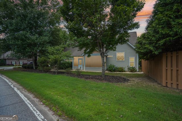 14 Vanderbilt Pointe Way, Newnan, GA 30265