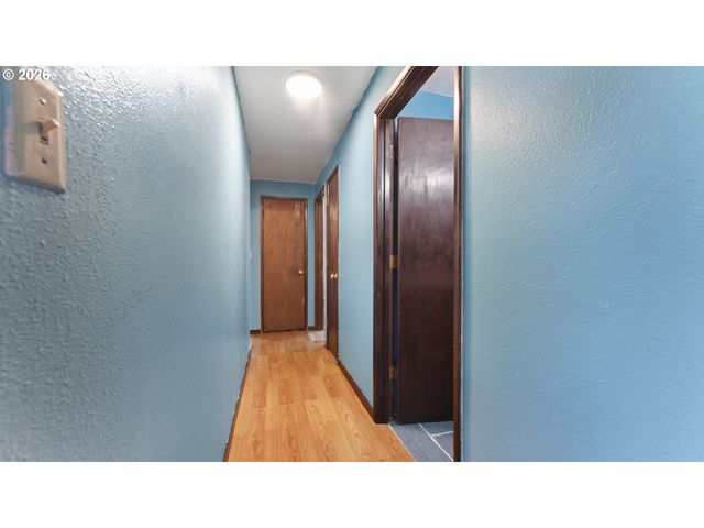 1977 ECHO HOLLOW Rd, Eugene, OR 97402