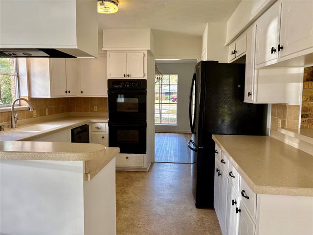 1111 Burning Tree Road, Kingwood, TX 77339