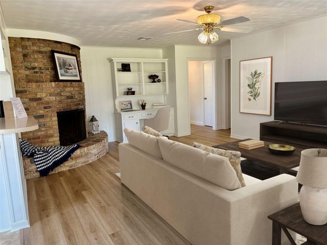 1111 Burning Tree Road, Kingwood, TX 77339