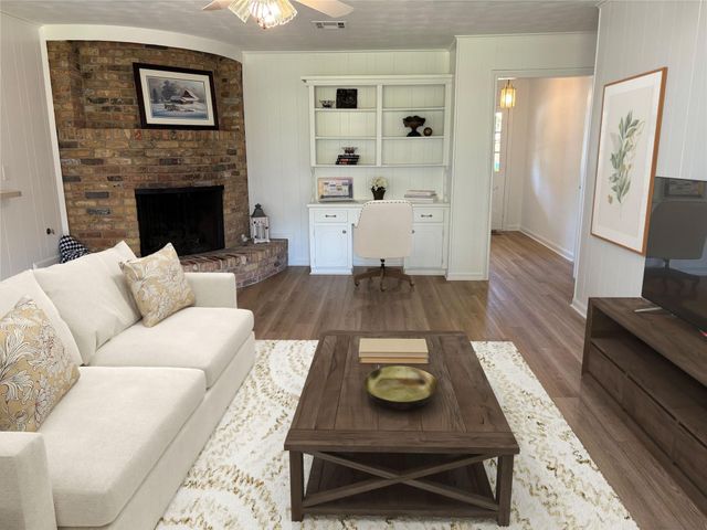 1111 Burning Tree Road, Kingwood, TX 77339