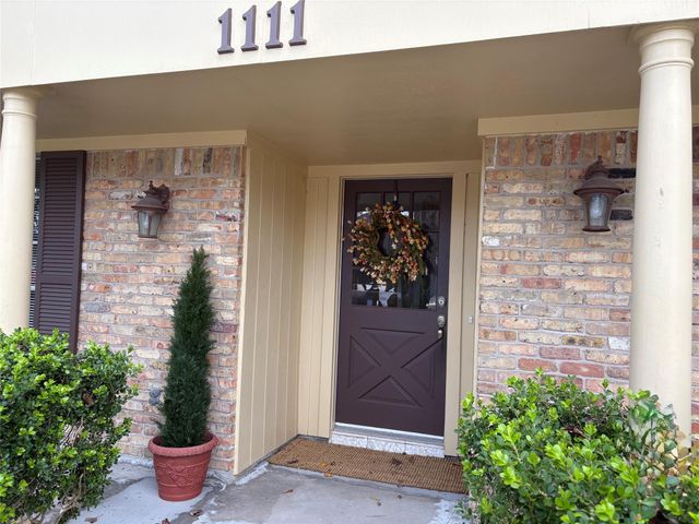 1111 Burning Tree Road, Kingwood, TX 77339