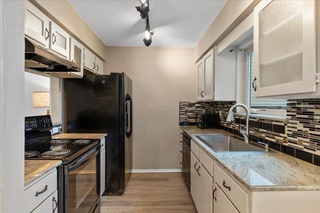 8400 Jamestown DR 212, Austin, TX 78758