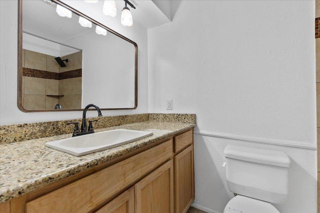 8400 Jamestown DR 212, Austin, TX 78758