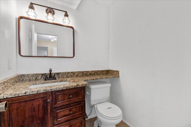 8400 Jamestown DR 212, Austin, TX 78758