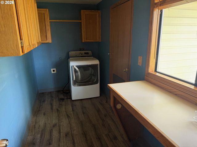 2208 Sw INDIAN MARY Ct, Troutdale, OR 97060