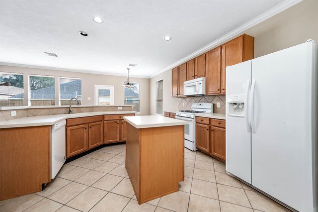 952 Crannog Way, Conroe, TX 77301