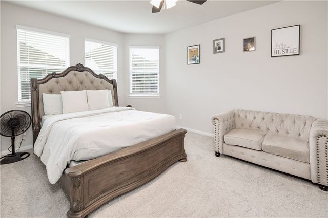 992 Rice Drive, Bryan, TX 77803