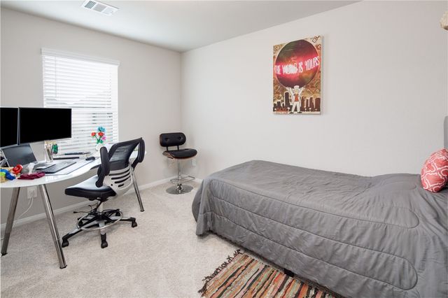 992 Rice Drive, Bryan, TX 77803