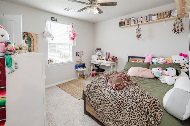 992 Rice Drive, Bryan, TX 77803