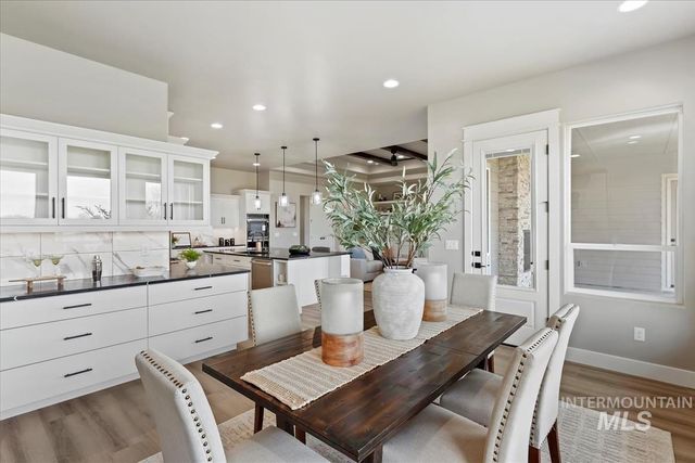 9933 S Peregrine Falcon Ave, Nampa, ID 83686