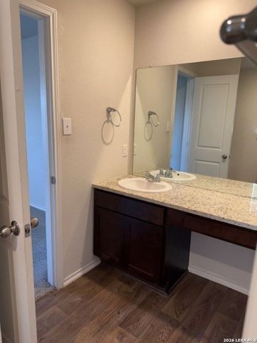 6655 Whisper Pond, San Antonio, TX 78252