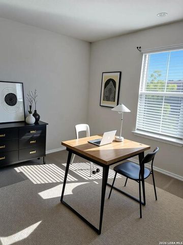 6655 Whisper Pond, San Antonio, TX 78252