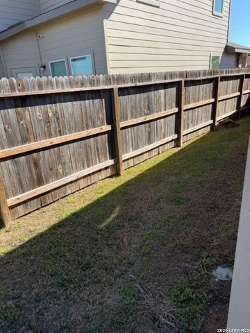 6655 Whisper Pond, San Antonio, TX 78252