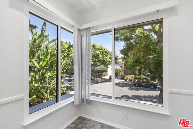 1227 N Harper Avenue 8, West Hollywood, CA 90046