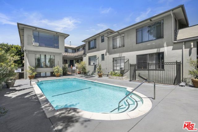 1227 N Harper Avenue 8, West Hollywood, CA 90046