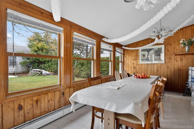 112 Wentworth Avenue, Albertson, NY 11507