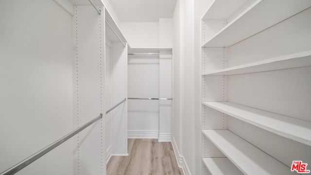 2306 FOX HILLS Drive 103, Los Angeles, CA 90064