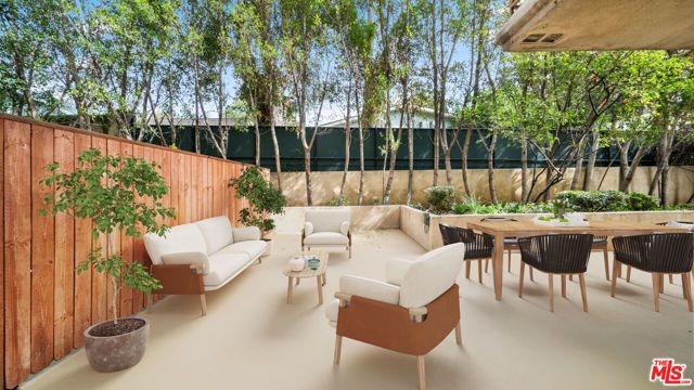 2306 FOX HILLS Drive 103, Los Angeles, CA 90064