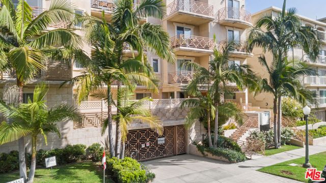 2306 FOX HILLS Drive 103, Los Angeles, CA 90064
