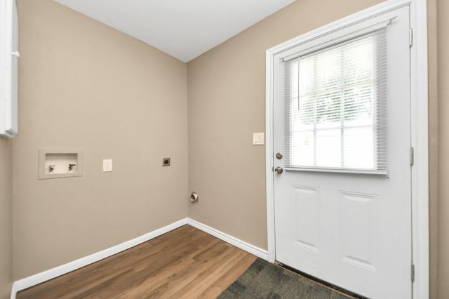 197 County Road 348, Cleveland, TX 77327