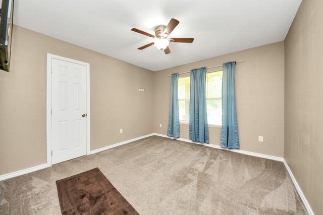 197 County Road 348, Cleveland, TX 77327