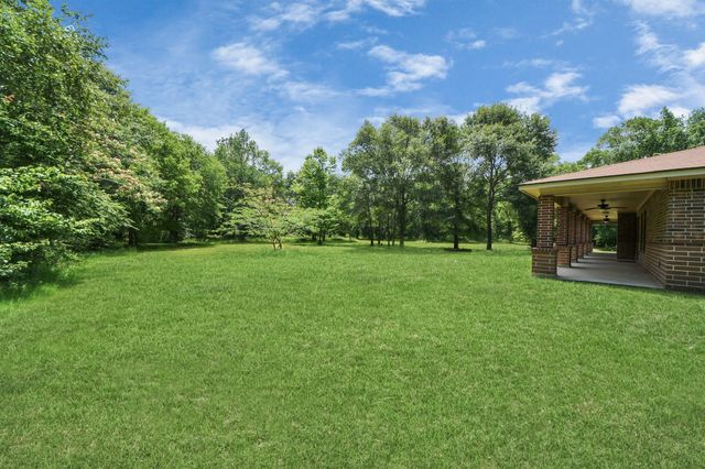 197 County Road 348, Cleveland, TX 77327