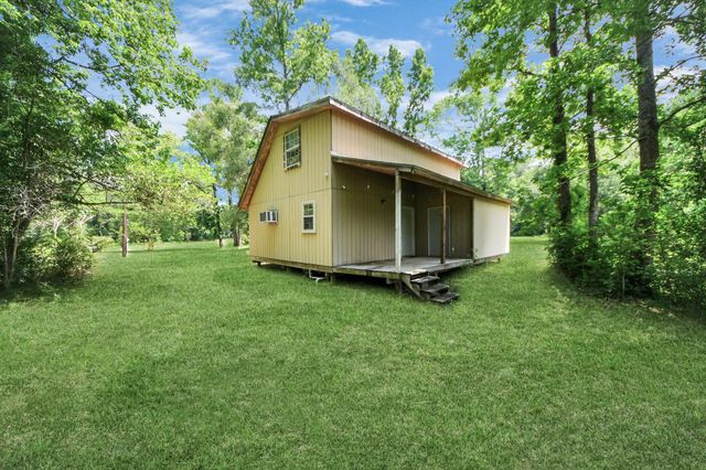 197 County Road 348, Cleveland, TX 77327