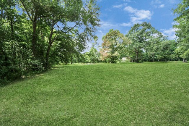 197 County Road 348, Cleveland, TX 77327