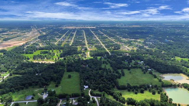 197 County Road 348, Cleveland, TX 77327